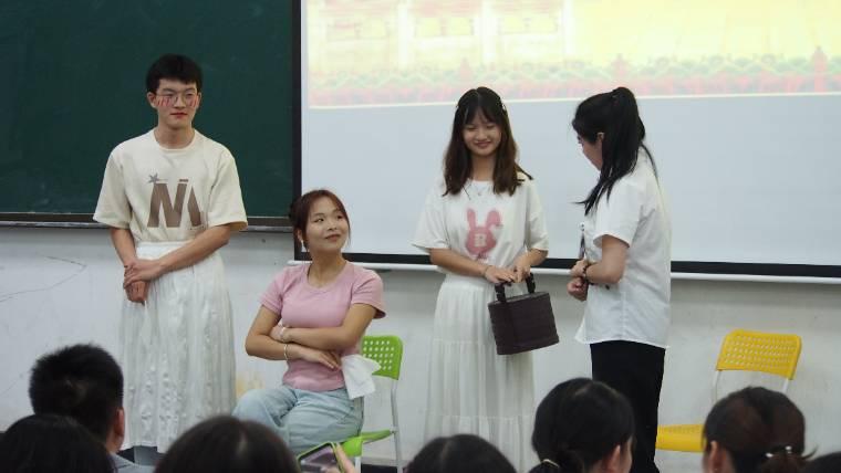 ���ϿƼ���W�̌WԺ��ʮ��øɲ��Ǹ���Ӗ�A�M�Y��