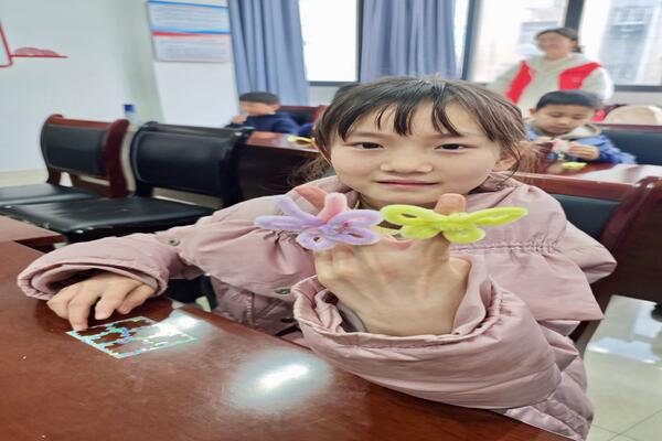 Lͯ꣬ɫδ ؔ(ci)(jng)W(xu)xf(xi)(hu)ͯʺLͯná(dng)