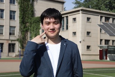 ��Ҋ�A늡���׽�����ഺ�����A�������W�������ϵ�о�����У�@�zӰ��ӈA�M��Ļ