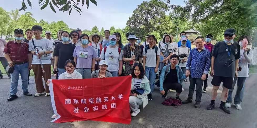 ä�����ף������У� �Ϻ�����ä֮·���Fꠕ�ͨä�˓�������ĵ�·