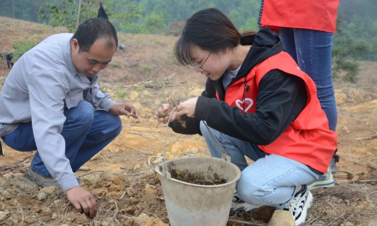 �ڻ��Ӎ�λ�Ͼ���һ�����I