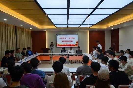 �����������׷��(m��ng)��֮��