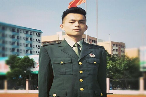 �r��ŭ�R���w��������