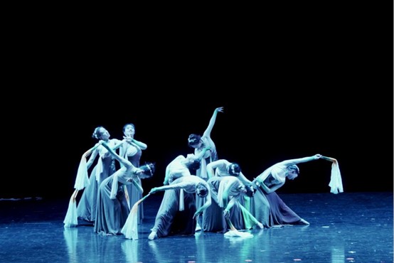 �����(hu��)�������(d��ng)�ഺ����ӛ̩�݌W(xu��)Ժ��W(xu��)���Ƽ��Ļ�ˇ�g(sh��)��(ji��)У�@���w���ِ