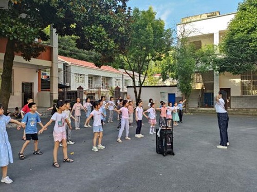 �h�������WԺ������ഺ���M�@�L��