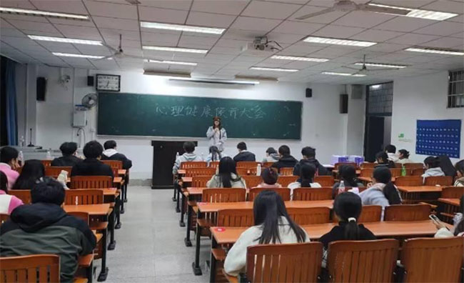 �t�WԺ���²۴�������ڷ��ղ߄���