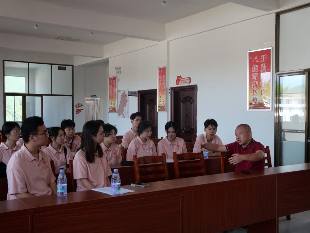 ����W(xu��)�����M(j��n)�Pɽ�壬���M(j��n)�Gˮ��ɽ�g�����d·