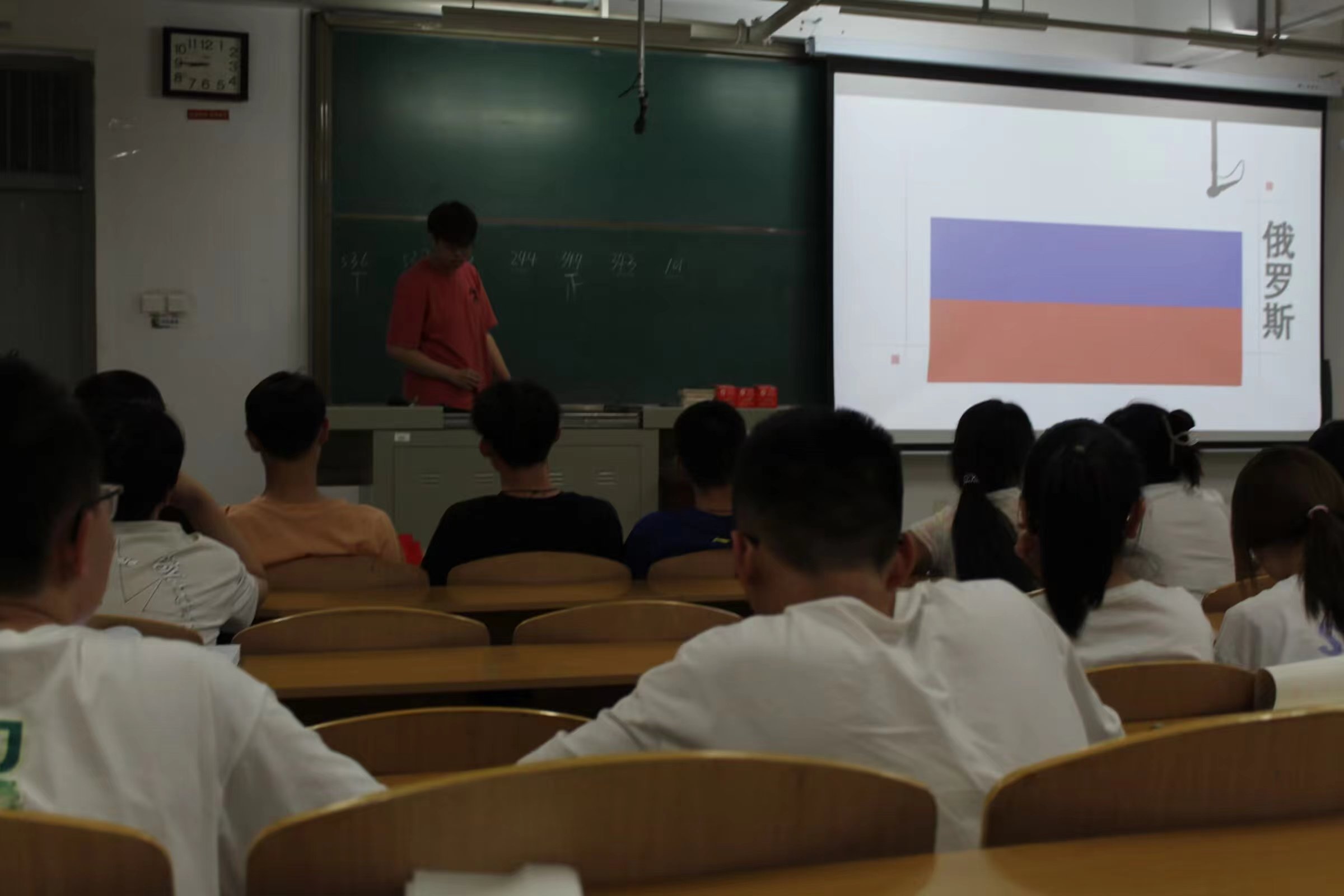 �R(sh��)���ӛ����־���ഺ�I(xi��n)�Y��(qi��ng)��(gu��)��(m��ng)