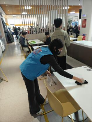 ������ʳ��������������