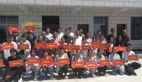 ���ϕ���30������W���յ�10�fԪ����