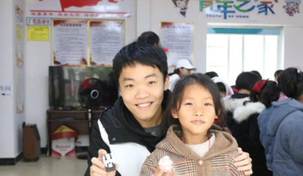 �ú�ˮ�V��һ���������ഺ֮��