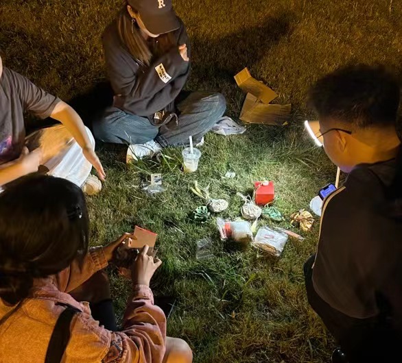 ���􆢺����F��δ��