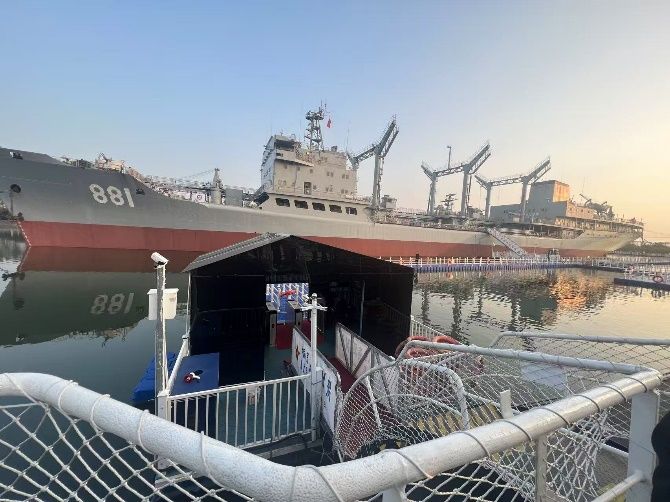 ̽��̩�ݺ�܊Şͧ�Ļ��@������܊���񣬼�ȡ�^�M(j��n)����