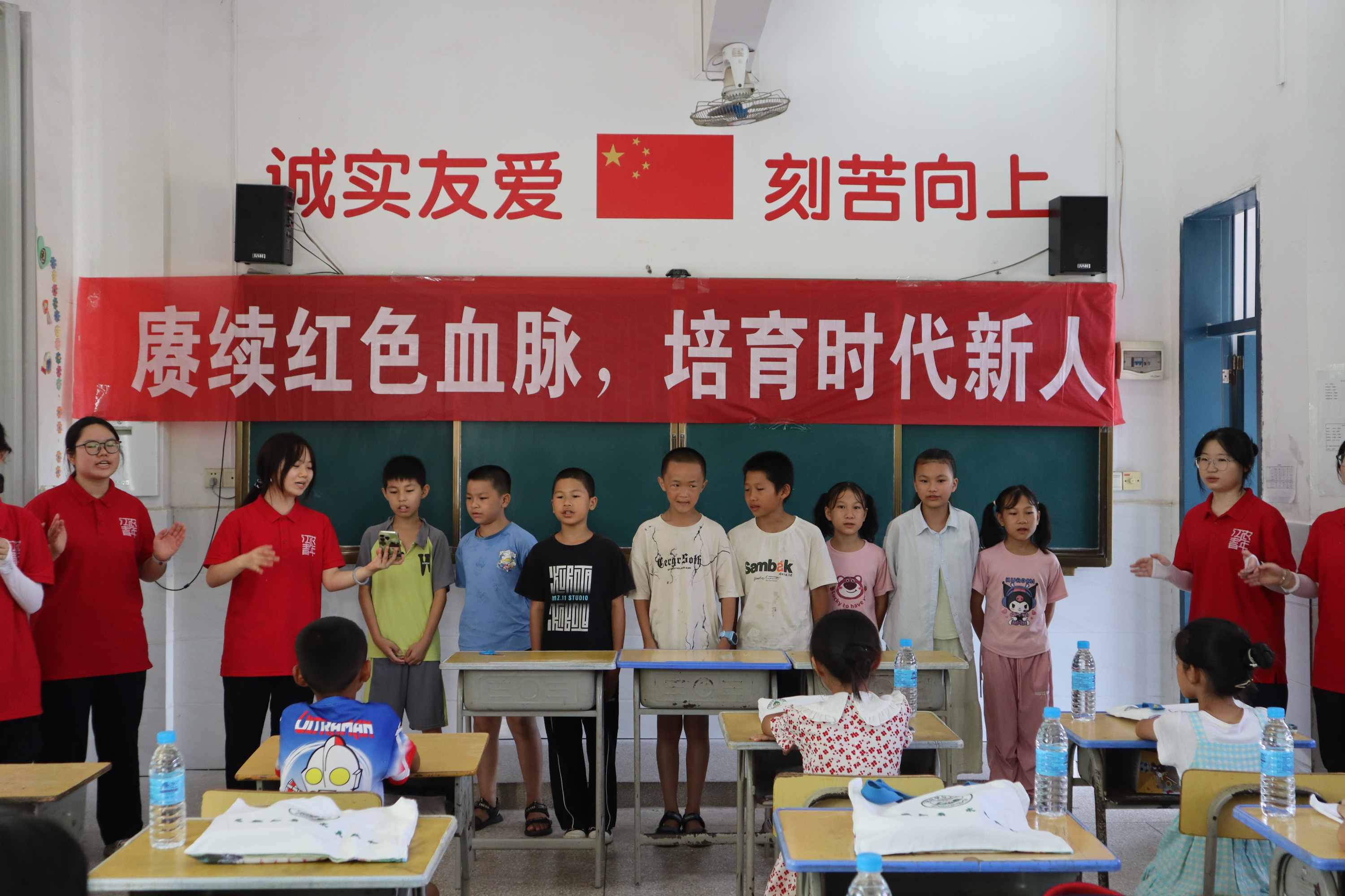 LLͯ꣬ഺIlrIWWԺ΢ͯСڡl`