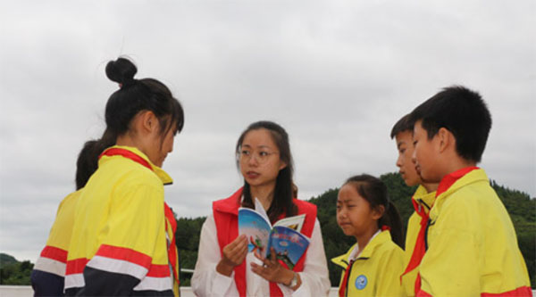 ��մ�����⣬Ⱥ���ŕ��Ӽ{��