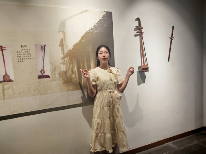 �ώ���Ժ��Ӣ��������퍝��ġ����`�Fꠔy���zӢ���Mͯ���n��