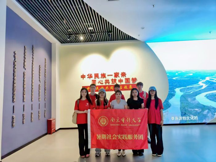 �ό���ʯ���ѡ����l(xi��ng)ӛ����t��̎�L���� ɣ������չ��ƪ