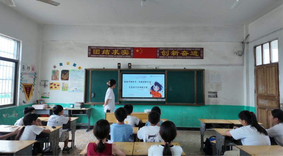 ����������`�� ���¾��펽���A���`�ńe���ഺ���hʷ�W�����v�`�ЈF