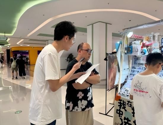 ���ഺ֮��������(j��ng)���l(f��)չ�����A�|������W���᷽���о��M�ഺ��(j��ng)����a�����{(di��o)�л��