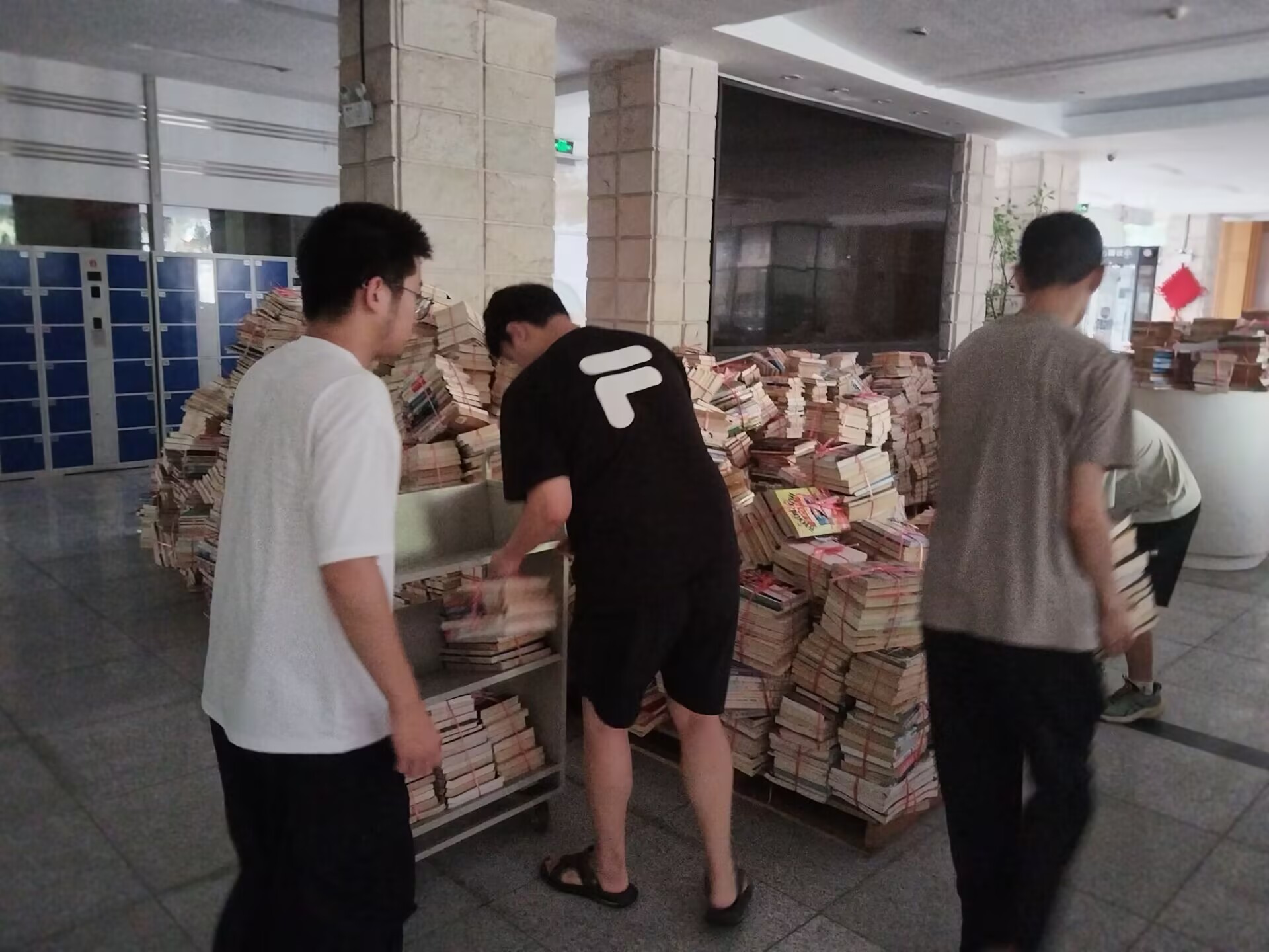 �����������ഺ�����������K�Ƽ���W����;ͬ�w��־Ը�F�����ЈD���^���`���