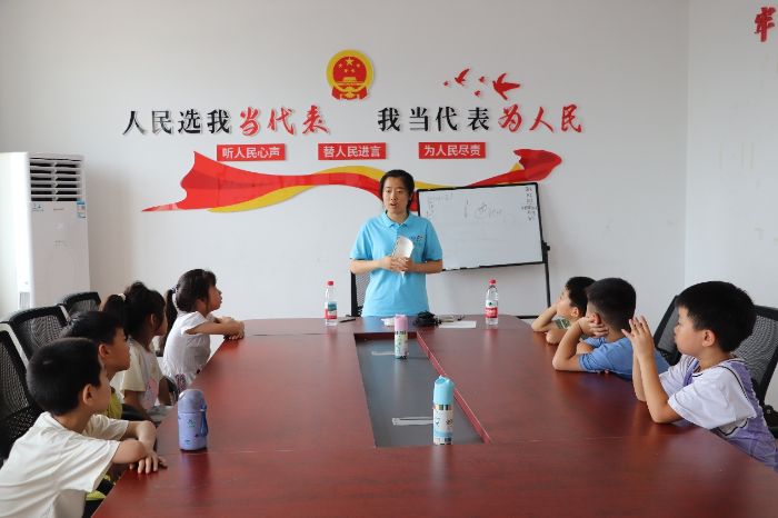 �����p�������ˣ��Qλ��鮶ɹ��� �������Qλ������(zh��n)������ڵ��f��A�M�չ�