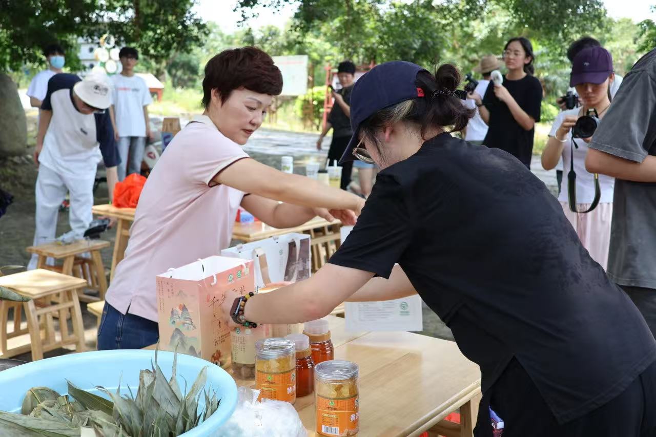 ꖹ�WԺ��ˇ�g�x����ɽ���������`�ǰ���������L���^��ɽ�� �����l���Ļ����d