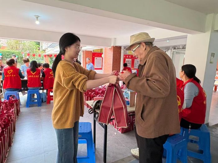 W(xu)(sh)W(xu)cy(tng)ӋW(xu)Ժ_չꖾɣůТdL־Ը(w)